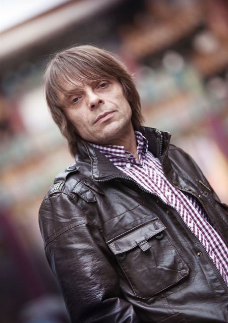 Gary Mani Mounfield - The Stone Roses, Primal Scream, and Me